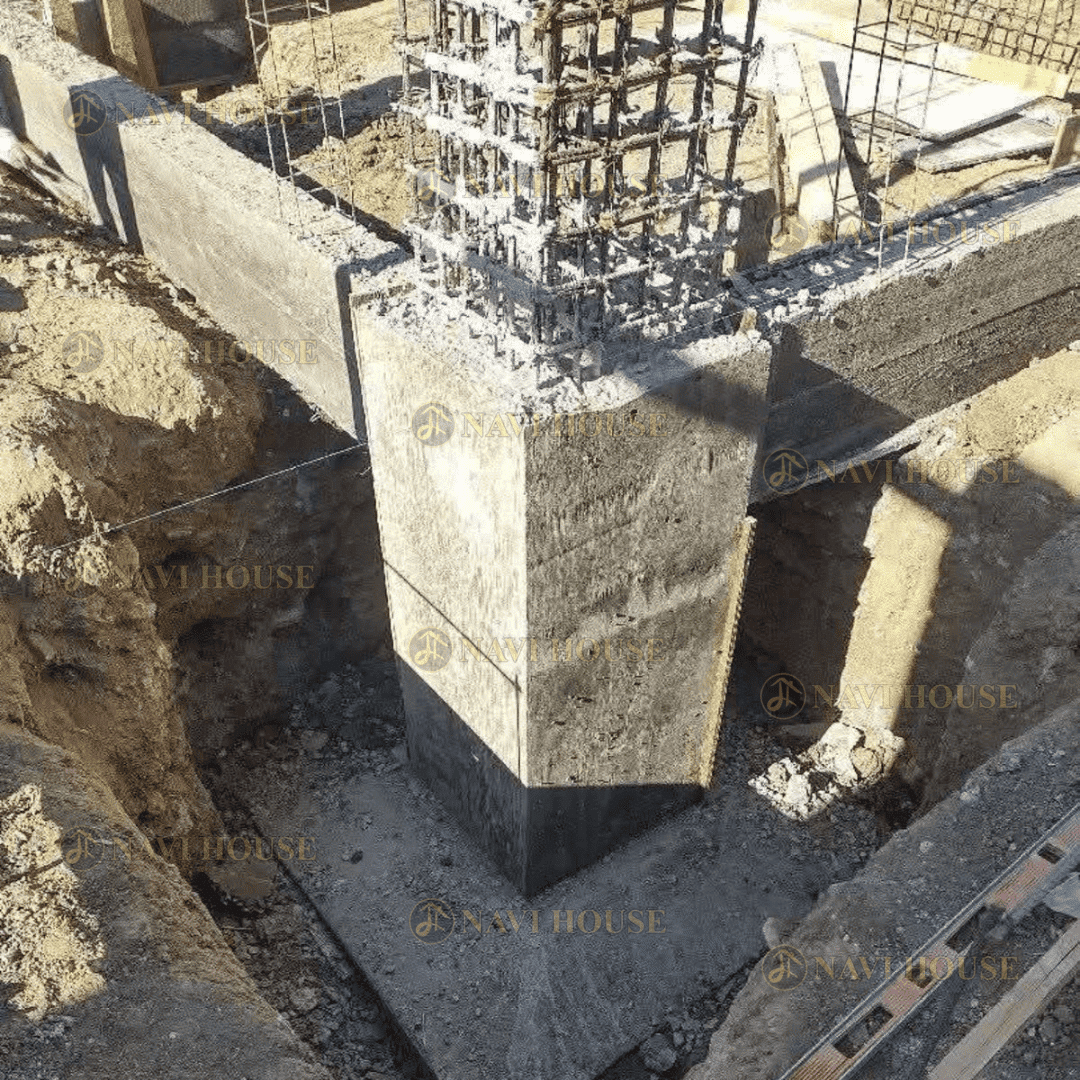 Khi thi công móng nhà cần xác định rõ địa chất khu vực, tải trọng quy mô và thời gian thi công